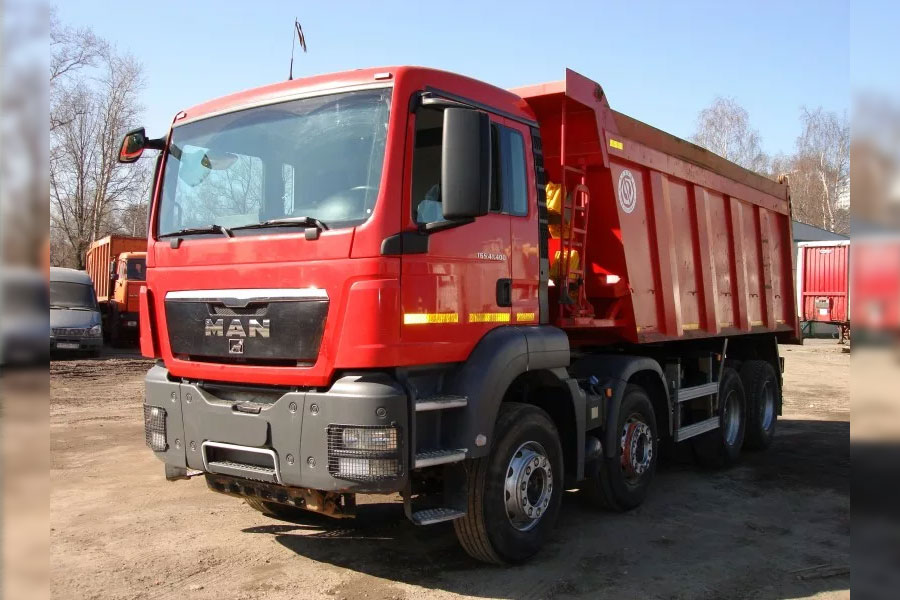 Водитель самосвала. Man TGS 41.400. Man TGS 41.400 8x4 BB-ww. Man TGS 8x4 самосвал. Man TGS 41.400 BLS.